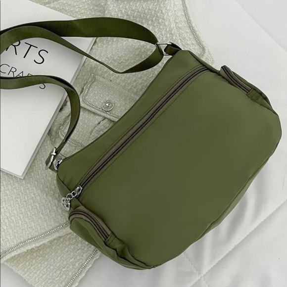 Purse - Picture 3 of 4